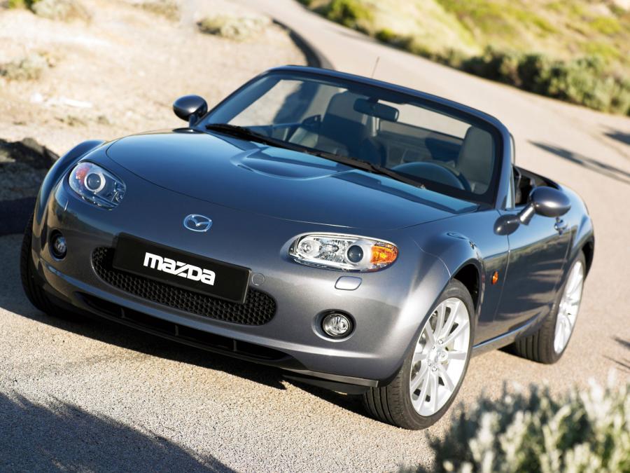  Mazda MX-5 Roadster Coupe 2006 года  (фото 54 из 212)